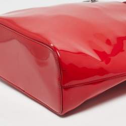 Pre Owned DKNY Red Patent Leather Chain Tote