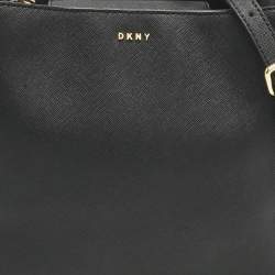 Pre Owned DKNY Black Leather Bryant Park Bucket Bag