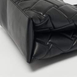 مملوكة مسبقًا حقيبة يد دي كي إن واي سوداء جلد مبطنة بسلسلة