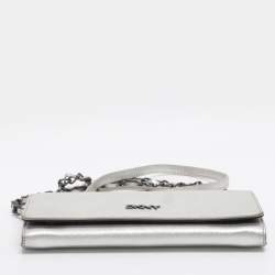 Pre Owned DKNY Flap Silver Leather Wallet On Chain