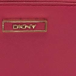 مملوكة مسبقًا DKNY Pink Leather Logo Zip Continental Wallet