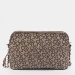 مملوكة مسبقًا DKNY Brown/Beige Signature Coated Canvas Dome Crossbody Bag