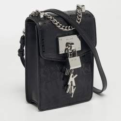 مملوكة مسبقًا حقيبة كروس دي كيه إن واي جلد أسود إليسا نورث ساوث