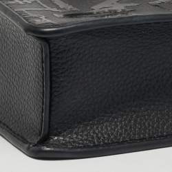 مملوكة مسبقًا حقيبة كروس دي كيه إن واي جلد أسود إليسا نورث ساوث