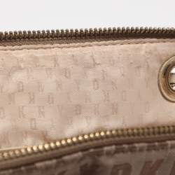 Pre Owned حقيبة كتف دي كي إن واي كانفاس بشعار بيج