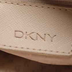 Pre Owned حقيبة كتف دي كي إن واي كانفاس بشعار بيج