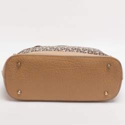 مملوكة مسبقًا حقيبة دي كي إن واي ساتشيل قماش وتفاصيل جلد بيج