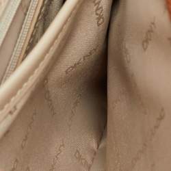 Pre Owned حقيبة كتف دي كي إن واي إيلا كبيرة قماش بنمط الشعار بني/بيج وجلد