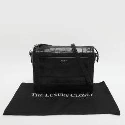 Pre Owned حقيبة كروس دي كيه إن واي جلد منقوش بأسلوب جلد التمساح باللون الأسود