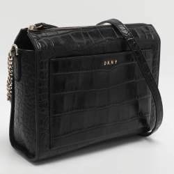 Pre Owned حقيبة كروس دي كيه إن واي جلد منقوش بأسلوب جلد التمساح باللون الأسود