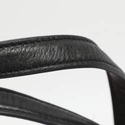 Pre Owned Dkny Bryant Beige/Black Signature Canvas and Leather Shoulder Bags