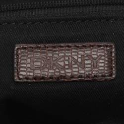 Pre Owned حقيبة ساتشل دي كي إن واي بنقش البني على القماش وجلد مطبوع بنقشة السحلية