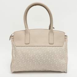 Pre Owned Dkny Heritage Lock Light Beige Signature Canvas and Leather Tote