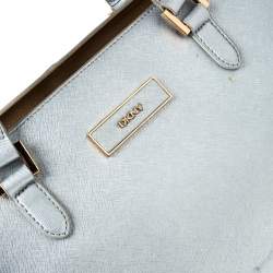 Pre Owned DKNY Silver Leather Zip Tote