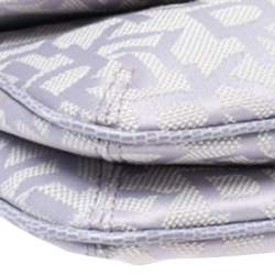 مملوكة مسبقًا Dkny Lilac Signature Fabric and Leather Buckle Flap Shoulder Bag