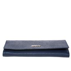 Pre Owned Dkny Navy Blue Leather Flap Wallet On Chain