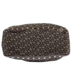 مملوكة مسبقًا حقيبة هوبو دي كيه إن واي مرصعة جلد و كانفاس مطبوع بشعار الماركة بني و أسود 