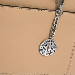 Pre Owned DKNY Beige Leather Bryant Zip Tote