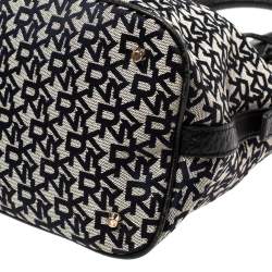 Pre Owned حقيبة دي كيه إن واي دوم ساتشيل جلد و كانفاس أسود و رصاصي