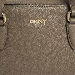 Pre Owned حقيبة دي كيه إن واي ساتشيل سحاب مزدوج جلد كاكي