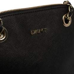 مملوكة مسبقًا حقيبة كتف دي كيه إن واي "كاميليا" دوم جلد أسود