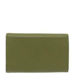 مملوكة مسبقًا محفظة دي كيه إن واي كومباكت ثلاثية الطية جلد أخضر