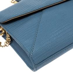 مملوكة مسبقًا Dkny Blue Croc Embossed Leather Chain Shoulder Bag