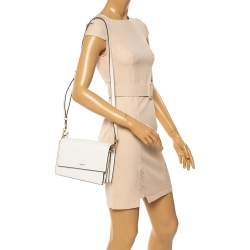 Pre Owned حقيبة كتف دي كي إن واي براينت جلد أبيض بقلاب