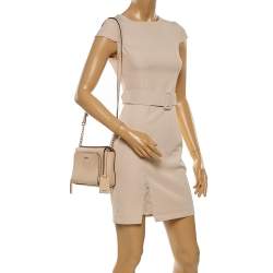 مملوكة مسبقًا حقيبة كروس دي كي إن واي براينت بارك بوكيت صغيرة