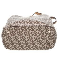 Pre Owned Dkny Beige/Brown Signature Coated Canvas and Leather Bryant Bucket Bag