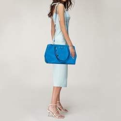 Pre Owned Dkny Blue Leather Double Zip Tote