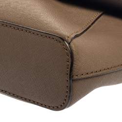 Pre Owned DKNY Brown Leather Bryant Park Envelope Crossbody Bag