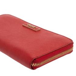 Pre Owned محفظة دى كى أن واى  سحاب جلد حمراء 