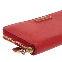 Pre Owned محفظة دى كى أن واى  سحاب جلد حمراء 