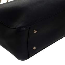 Pre Owned Dkny Black Leather Chain Tote