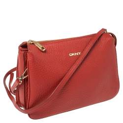 Pre Owned حقيبة كروس دي كيه إن واي سحاب جلد أحمر