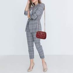 مملوكة مسبقًا Dkny Red Quilted Leather Charm Chain Shoulder Bag