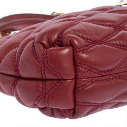 مملوكة مسبقًا Dkny Red Quilted Leather Charm Chain Shoulder Bag