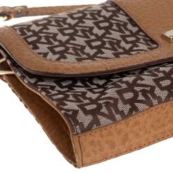 Pre Owned DKNY Brown/Beige Signature Canvas and Leather Chain Shoulder Bag