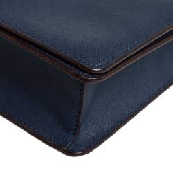 Pre Owned حقيبة كروس دي كي إن واي جلد أزرق بقلاب