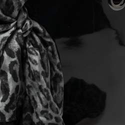 مملوكة مسبقًا Dkny Black Patent Leather Chain Shopper Tote