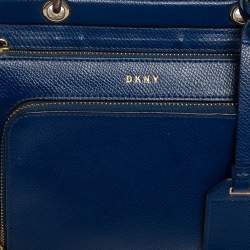 مملوكة مسبقًا حقيبة دي كي إن واي غرينيتش جلد أزرق بيد علوية