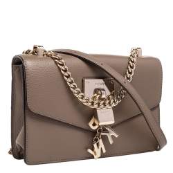 Pre Owned حقيبة كتف دي كيه إن واي جلد بيج داكن ذات قلاب بقفل