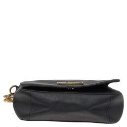 Pre Owned حقيبة كتف دي كي أن واي قلاب جلد أسود