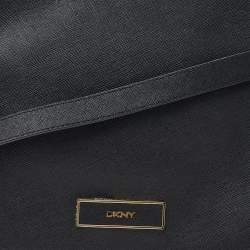 Pre Owned حقيبة كتف دي كي أن واي قلاب جلد أسود