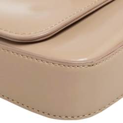 مملوكة مسبقًا DKNY Beige Leather Flap Shoulder Bag