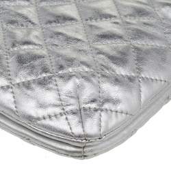 Pre Owned DKNY Silver Quilted Leather Shoulder Bag