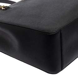 Pre Owned حقيبة يد توتس دي كي إن واي بريانت بارك جلد أسود بسلسلة