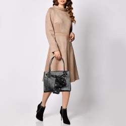 مملوكة مسبقًا DKNY Black Leather Scarf Tote