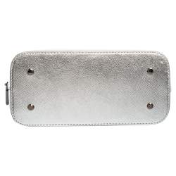 Pre Owned Dkny Silver Leather Dome Chain Shoulder Bag